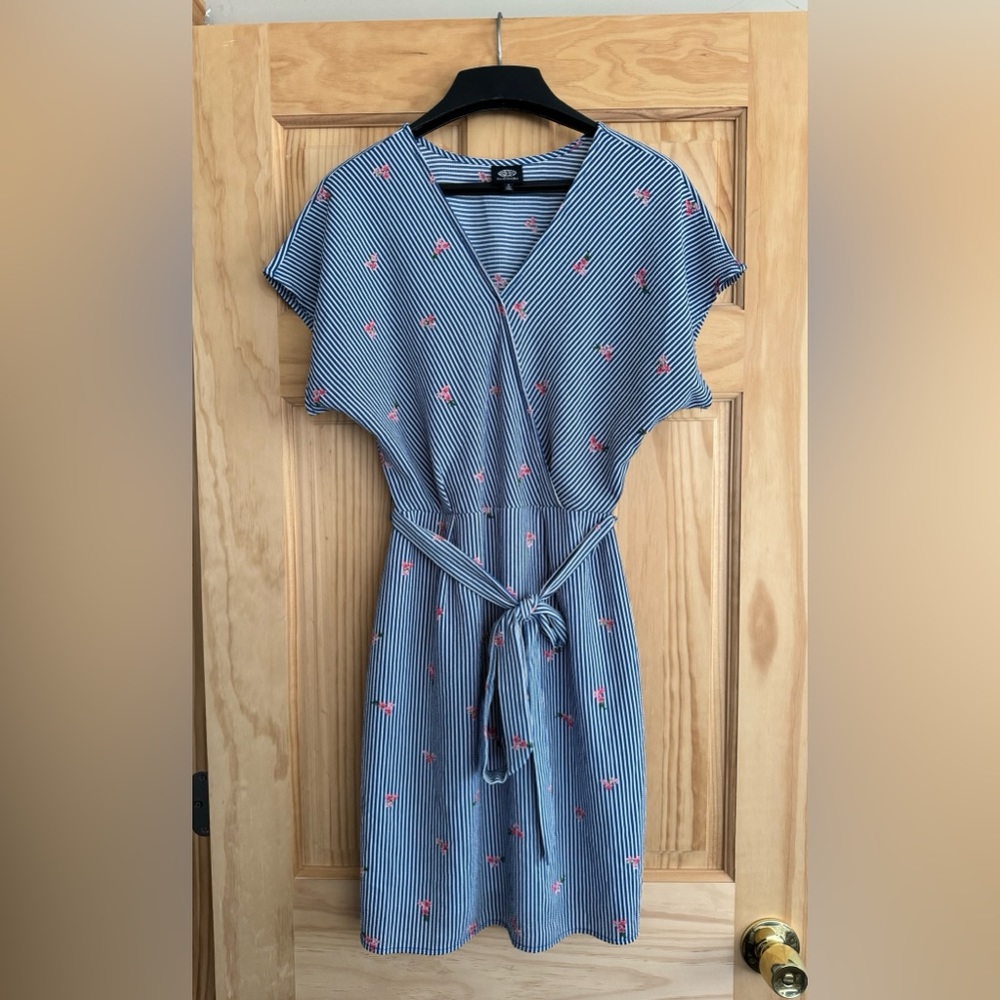 Bobeau Striped floral tie dress